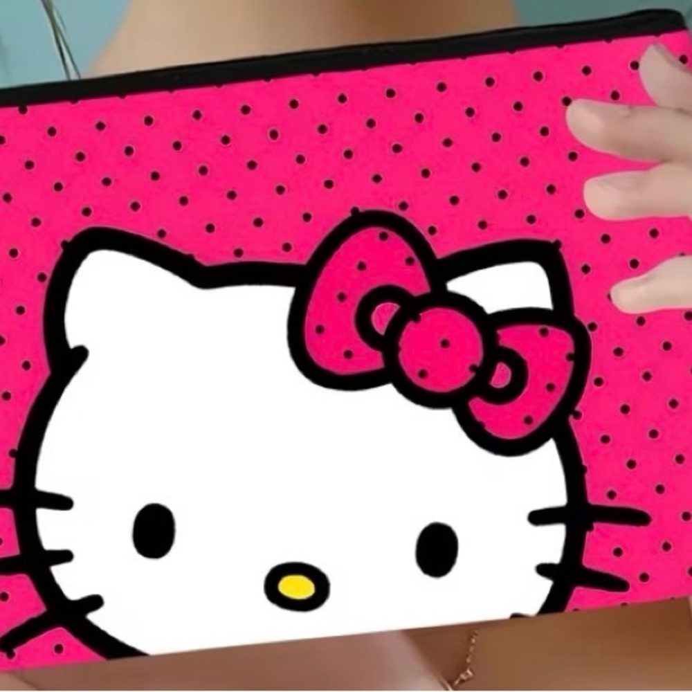 Hello Kitty Pink Polka Dot Clutch